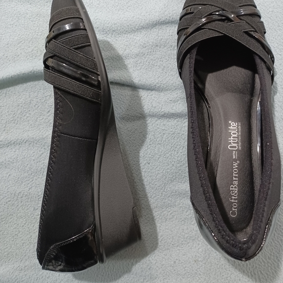 Black Wedges - Picture 3 of 4